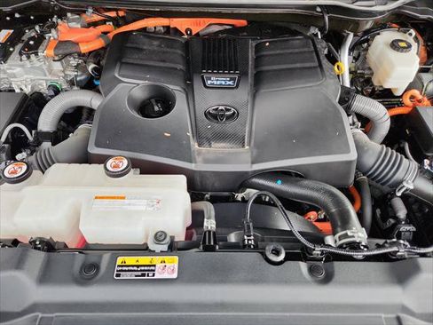 Certified 2023 Toyota Sequoia SR5 w/ SR5 Premium Package AWD/4WD image 21