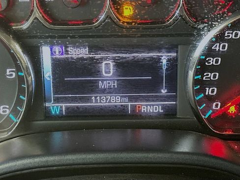 Used 2018 Chevrolet Silverado 1500 LT w/ Texas Edition RWD image 15