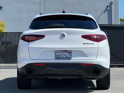 Used 2019 Alfa Romeo Stelvio w/ Nero Edizione