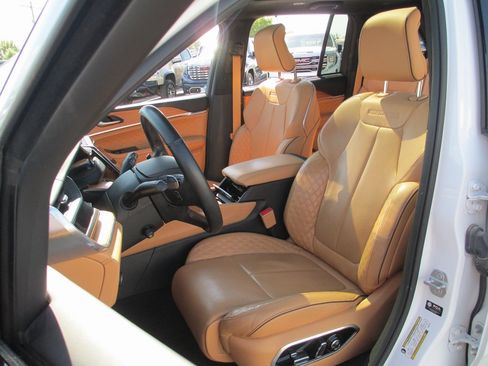 Used 2023 Jeep Grand Cherokee Summit image 19