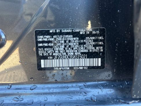 Used 2025 Subaru Crosstrek 2.0i Premium image 39