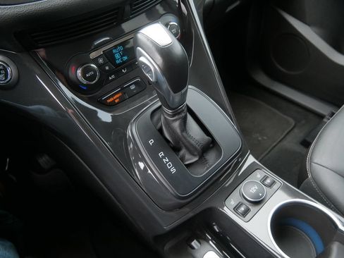 Used 2015 Ford Escape Titanium AWD/4WD image 23
