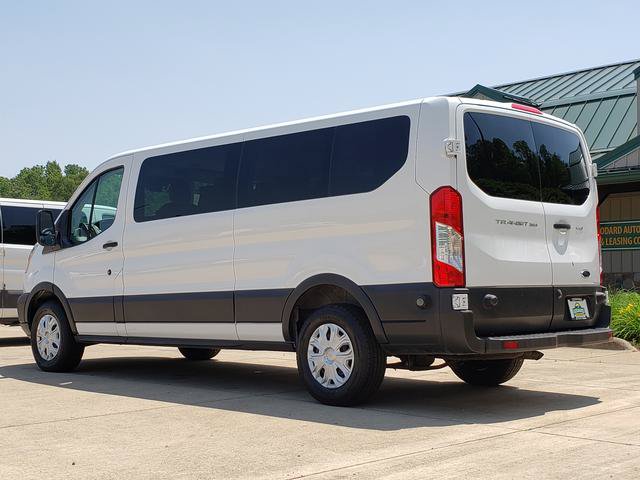 Used 2015 Ford Transit 350 XLT RWD image 3