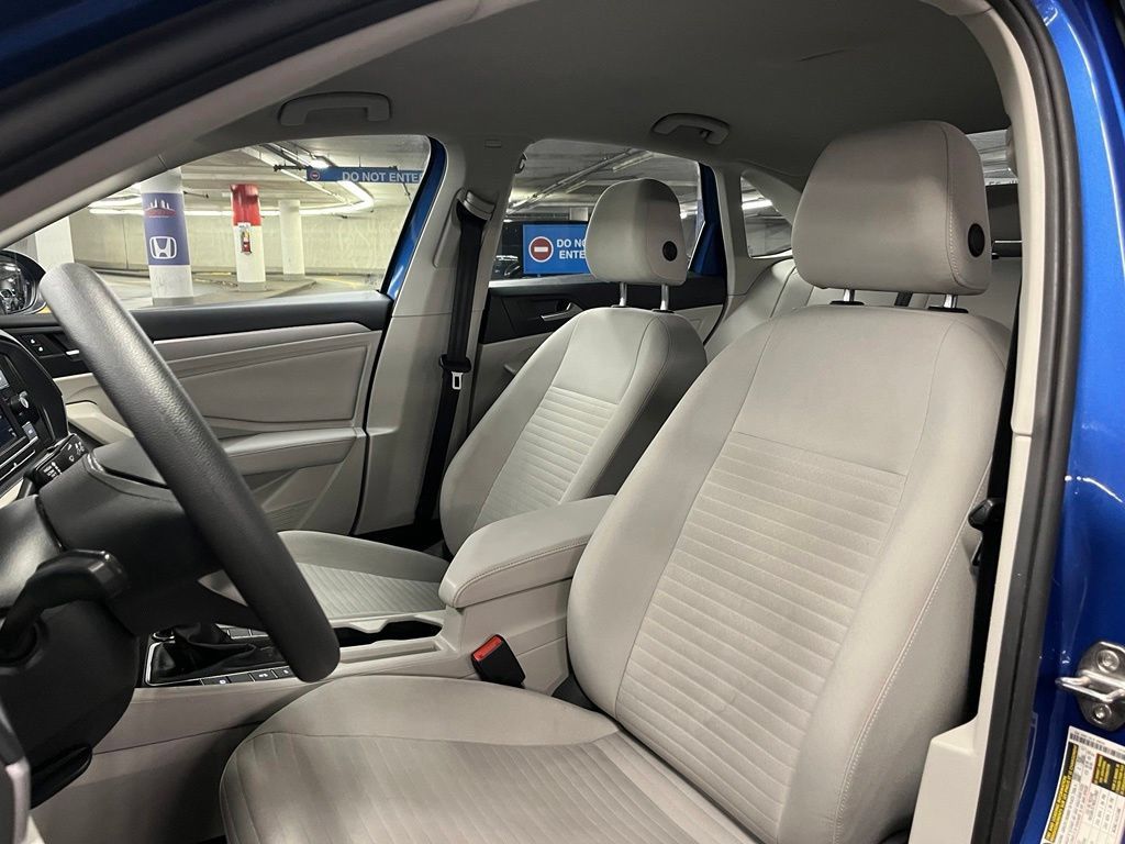 Used 2022 Volkswagen Jetta S FWD image 18