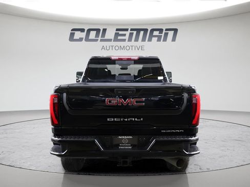 Used 2024 GMC Sierra 3500 Denali Ultimate image 17