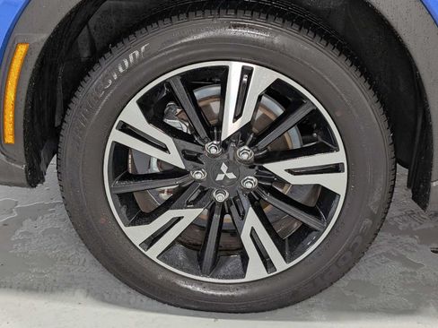 Used 2026 Mitsubishi Eclipse Cross SE AWD/4WD image 3