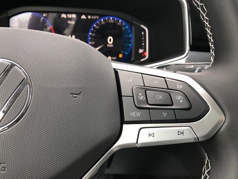 New 2026 Volkswagen Taos SEL AWD/4WD image 22