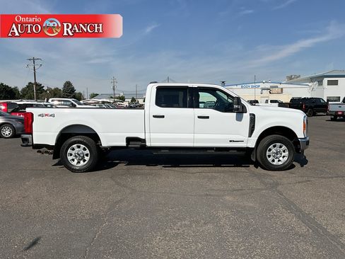 Used 2023 Ford F350 XLT w/ Camper Package AWD/4WD image 2