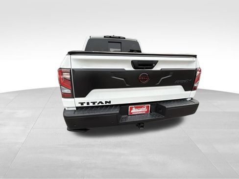 Used 2024 Nissan Titan PRO-4X w/ Pro-4x Utility Package AWD/4WD image 5
