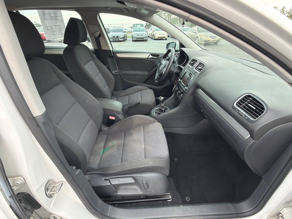 Used 2013 Volkswagen Golf TDI FWD image 12