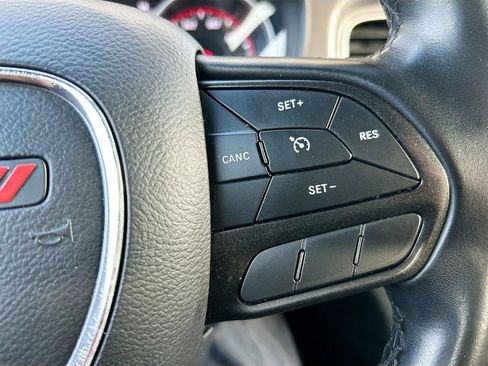Used 2023 Dodge Charger SXT RWD image 40