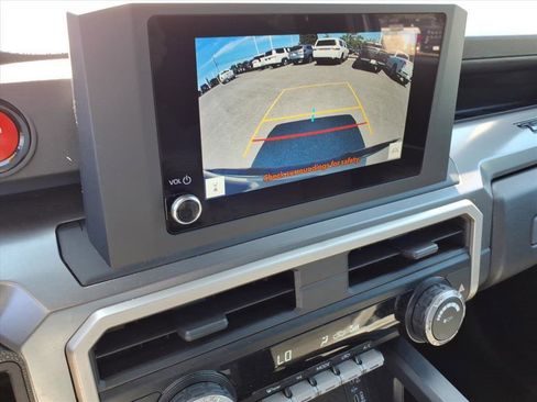 Used 2024 Toyota Tacoma TRD Off-Road AWD/4WD image 26