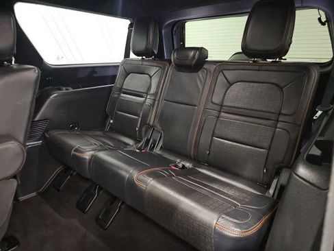 Used 2022 Lincoln Navigator L Black Label image 32