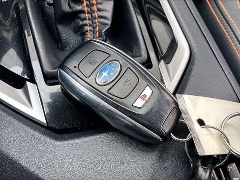 Used 2019 Subaru Crosstrek 2.0i Limited w/ Moonroof Package AWD/4WD image 14