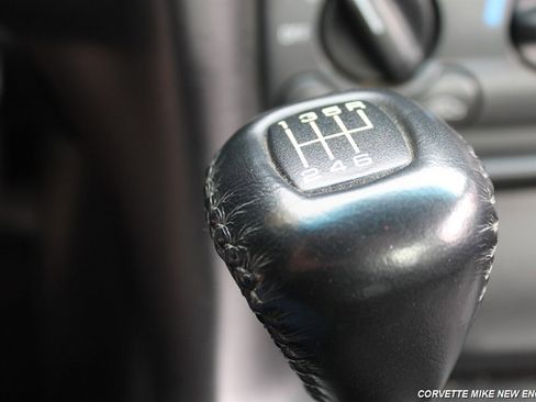 Used 1999 Chevrolet Corvette Coupe image 36