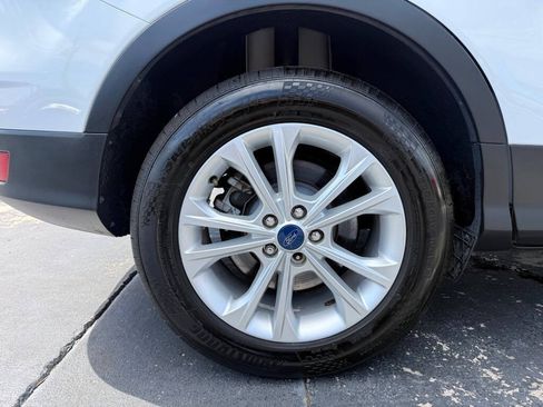 Used 2019 Ford Escape SE FWD image 26