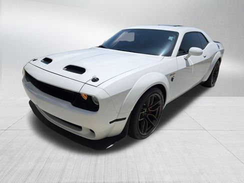 Used 2022 Dodge Challenger SRT Hellcat RWD image 1