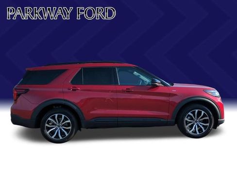 Used 2025 Ford Explorer ST-Line AWD/4WD image 6