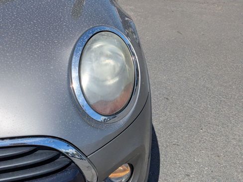 Used 2017 MINI Cooper 4-Door Hardtop FWD image 13