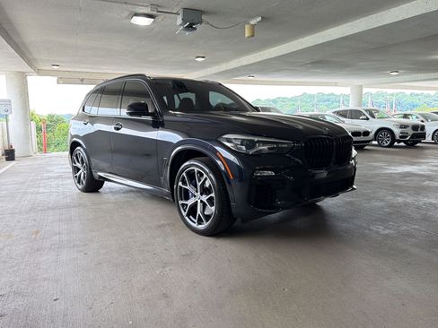 Used 2021 BMW X5 xDrive40i w/ M Sport Package AWD/4WD image 6