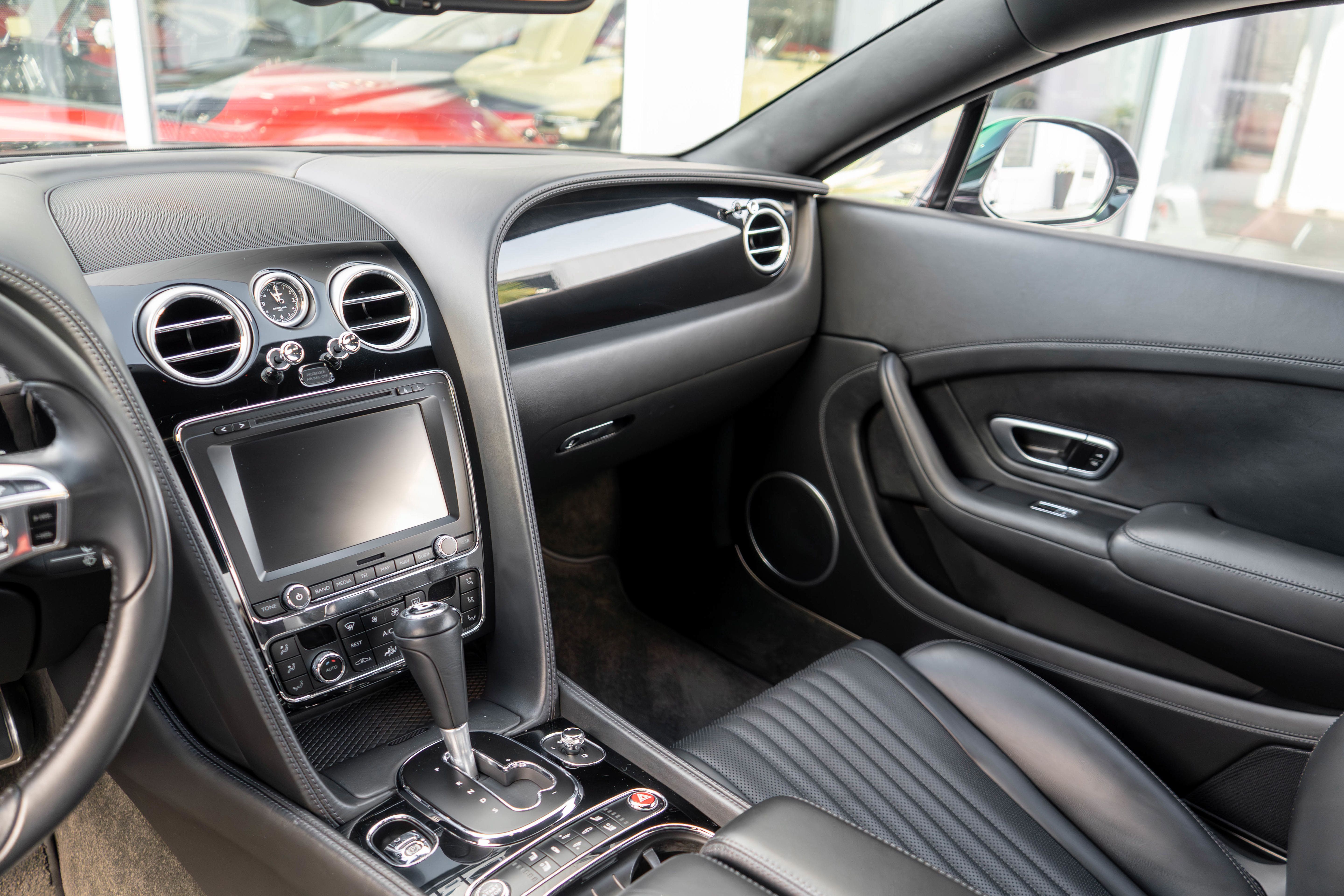 Used 2016 Bentley Continental GT AWD/4WD image 16