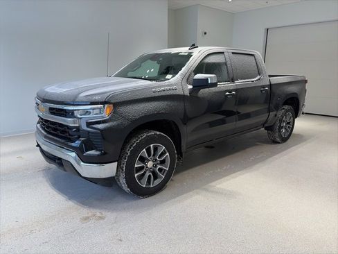 New 2026 Chevrolet Silverado 1500 LT image 3