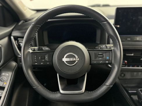 Certified 2024 Nissan Rogue Platinum w/ Platinum Premium Package image 17