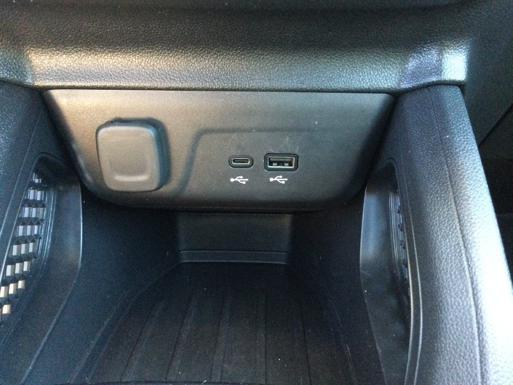 Used 2024 Chevrolet TrailBlazer LT w/ LT Cold Weather Package FWD image 22