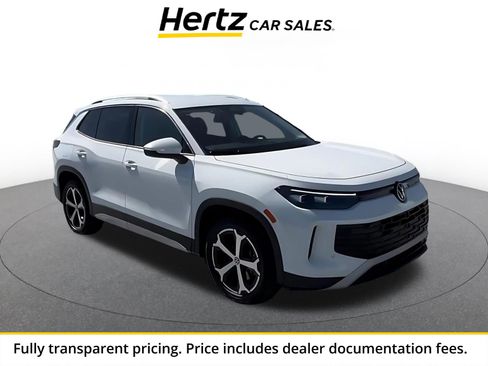 Used 2026 Volkswagen Tiguan SE AWD/4WD image 1