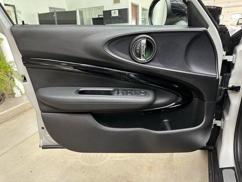 Used 2019 MINI Cooper Clubman Cooper 4dr Wagon image 10