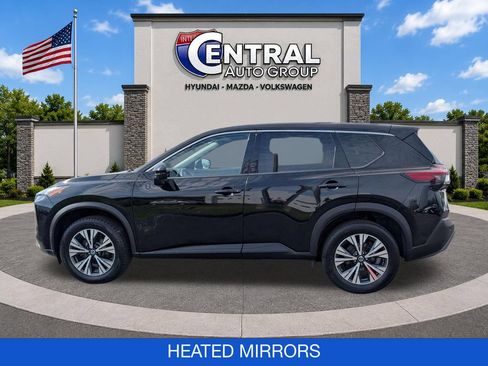 Used 2021 Nissan Rogue SV AWD/4WD image 5