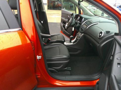 Used 2015 Chevrolet Trax LT w/ LT Plus Package FWD image 6