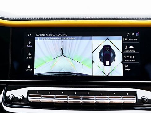 Used 2025 Rolls-Royce Cullinan image 86