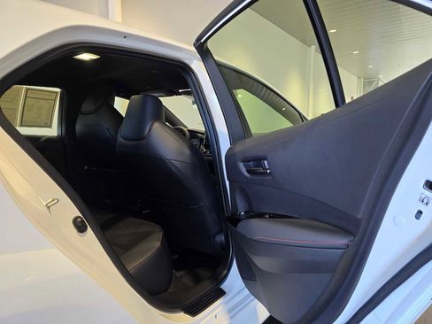 Used 2025 Toyota Corolla Premium Plus image 18