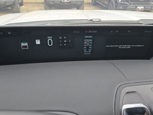 Certified 2025 Ford Expedition Max Platinum w/ Stealth Performance Package AWD/4WD image 21