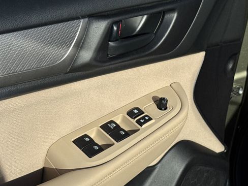 Used 2018 Subaru Outback 2.5i image 18