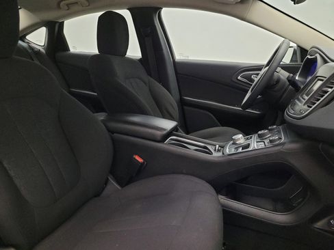 Used 2015 Chrysler 200 Limited FWD image 21