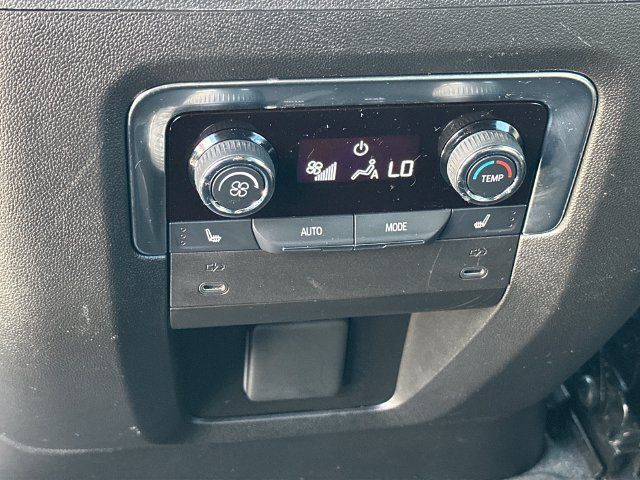 Used 2025 Chevrolet Tahoe Premier AWD/4WD image 15