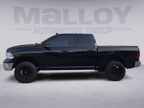 Used 2020 RAM 1500 Classic SLT w/ Luxury Group AWD/4WD image 2