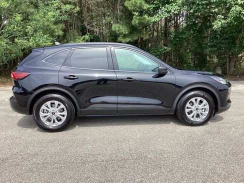 New 2025 Ford Escape Active image 4