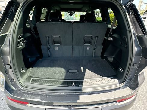 New 2025 Jeep Grand Cherokee L Limited w/ Luxury Tech Group II image 30