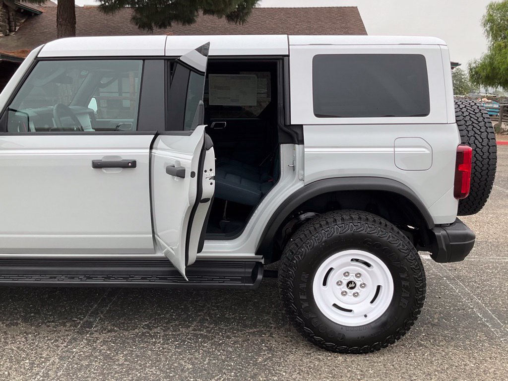 New 2026 Ford Bronco Heritage Edition AWD/4WD image 29