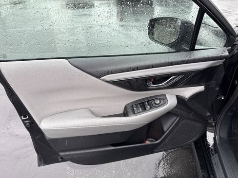 Used 2025 Subaru Legacy Premium AWD/4WD image 11