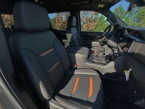 Used 2024 GMC Sierra 1500 AT4 w/ Technology Package image 14