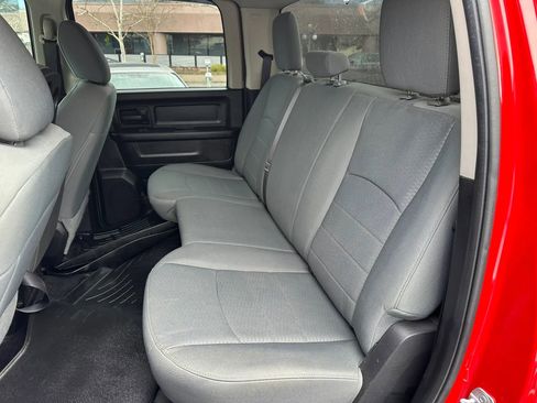 Used 2015 RAM 1500 Express image 19