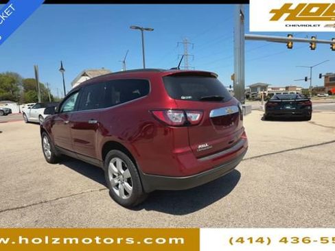 Certified 2017 Chevrolet Traverse LT w/ Style and Technology Package AWD/4WD image 7