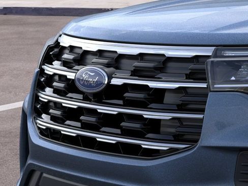 New 2026 Ford Explorer Active AWD/4WD image 17