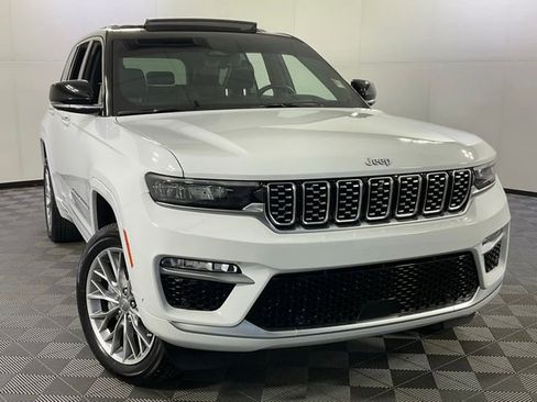 Used 2022 Jeep Grand Cherokee Summit w/ Adv Protech Group IV AWD/4WD image 42