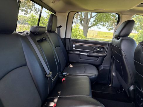 Used 2017 RAM 1500 Laramie w/ Convenience Group AWD/4WD image 34