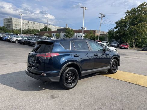 Used 2018 Toyota RAV4 LE w/ All Weather Liner Package AWD/4WD image 8